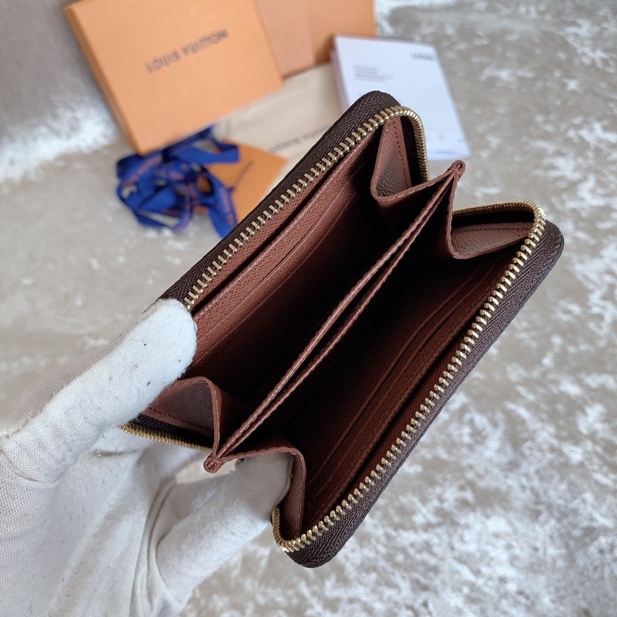 LV▪️Zippy 拉鏈零錢包/355✨🉐15910