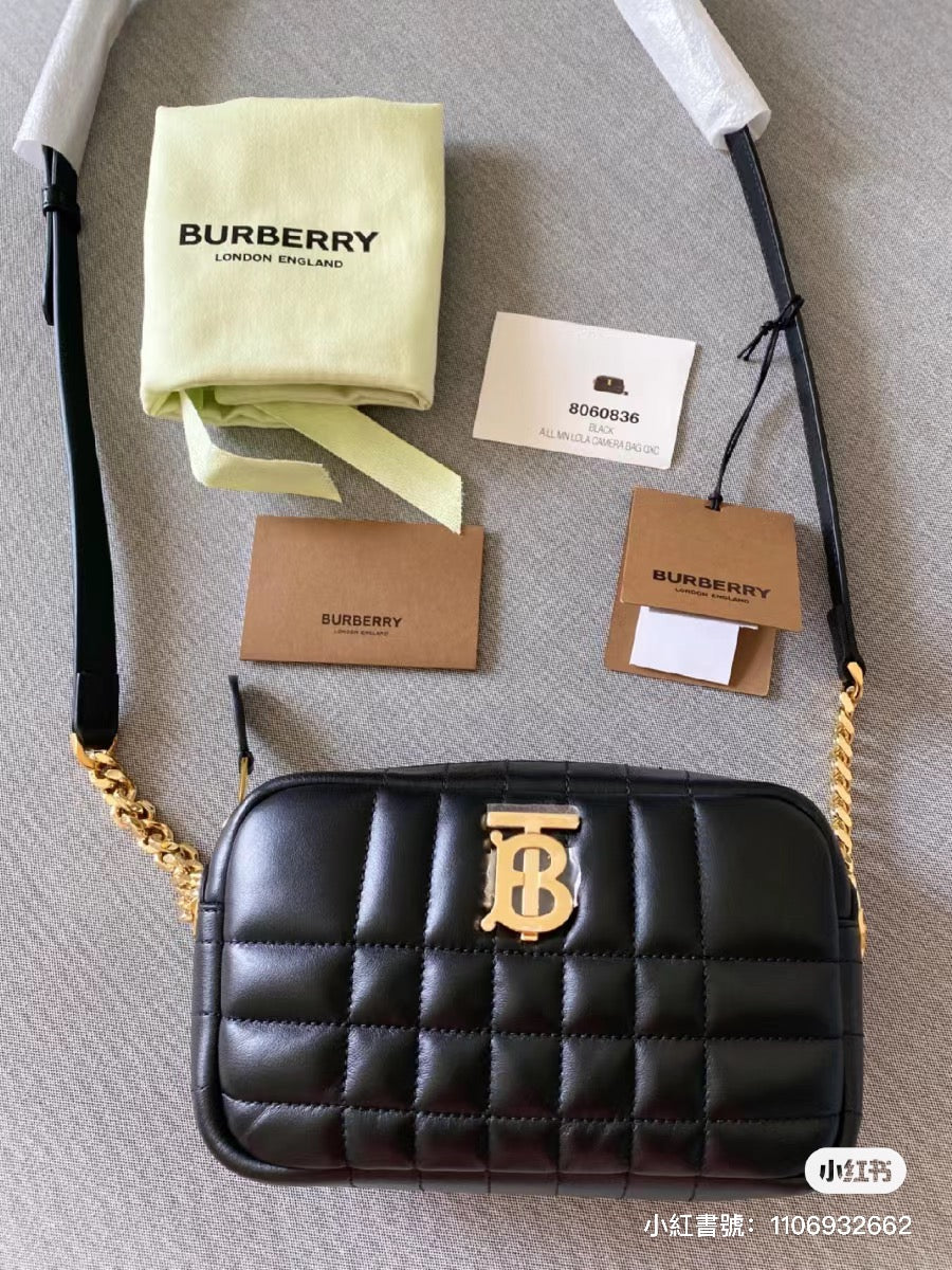 Burberry▪️Lola TB Mini 方格相機包-黑/1050C842㊙️折扣🉐35360💰