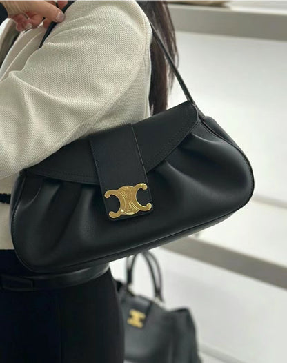 Celine Medium Polly 中款腋下包/2550E2800 🉐99000🇪🇺