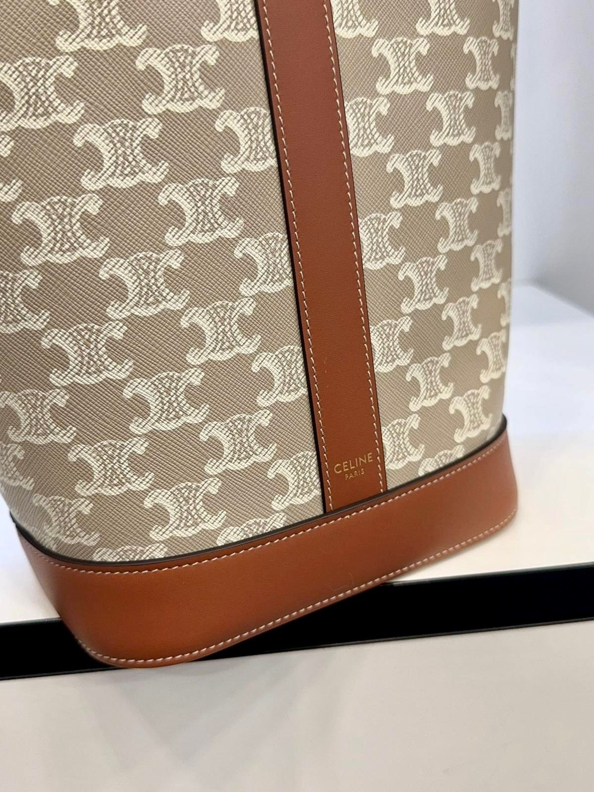 @Celine Outlet Bucket S 小款白老花水桶包