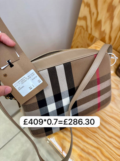 @Burberry Camera Bag 格紋相機包 🔥折上七折