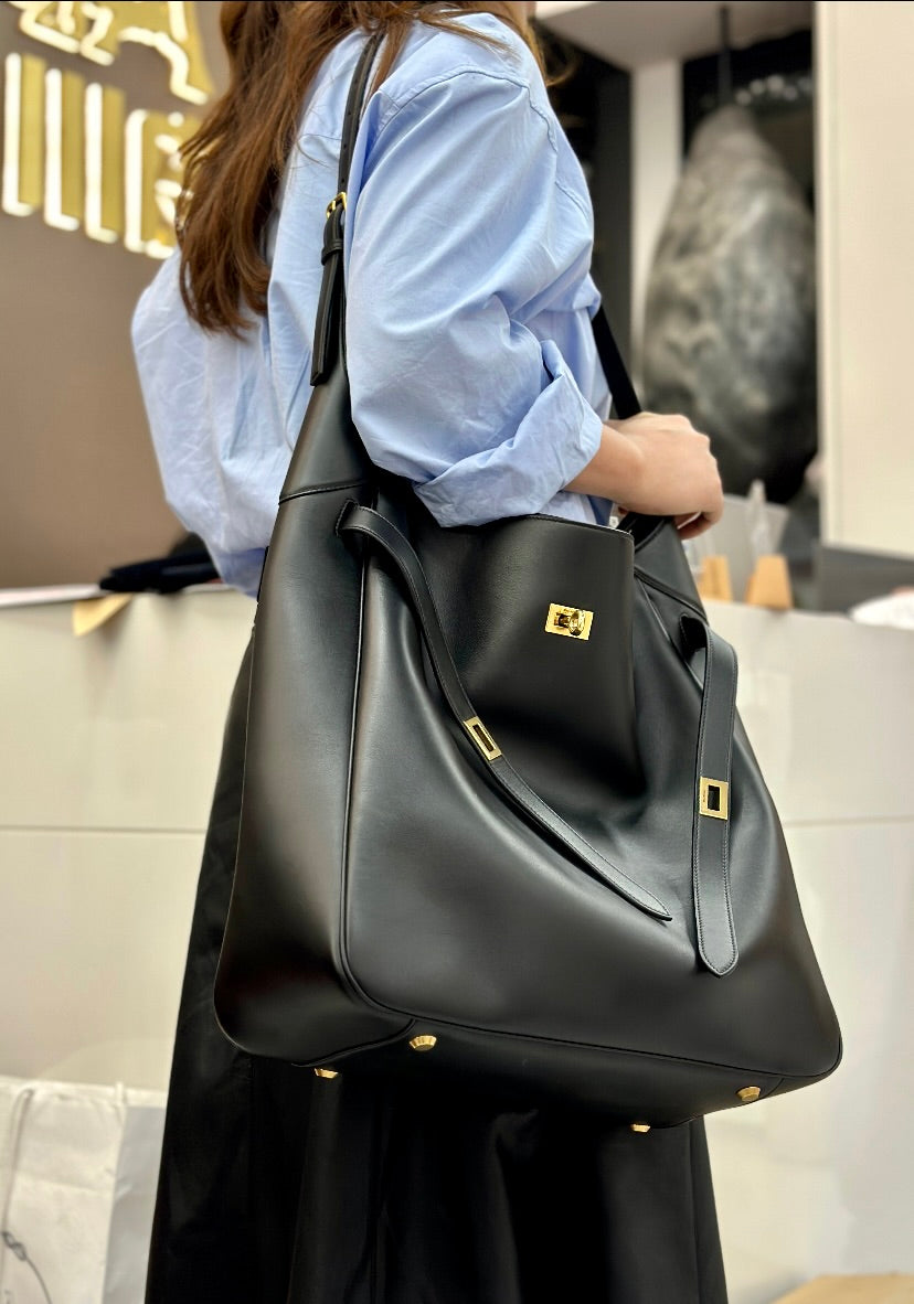 Balenciaga巴黎世家 Bel Air Hobo S/L 肩背包/E2700E3300🇪🇺