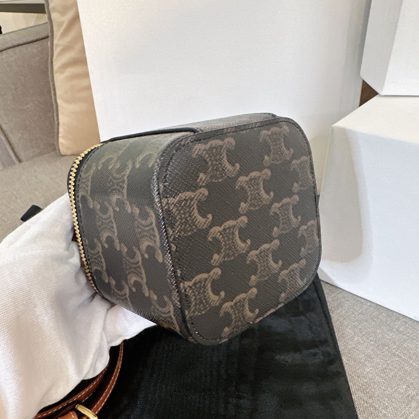 *現貨*Celine▪️Vanity Mini 老花化妝包 P29000 /T41000