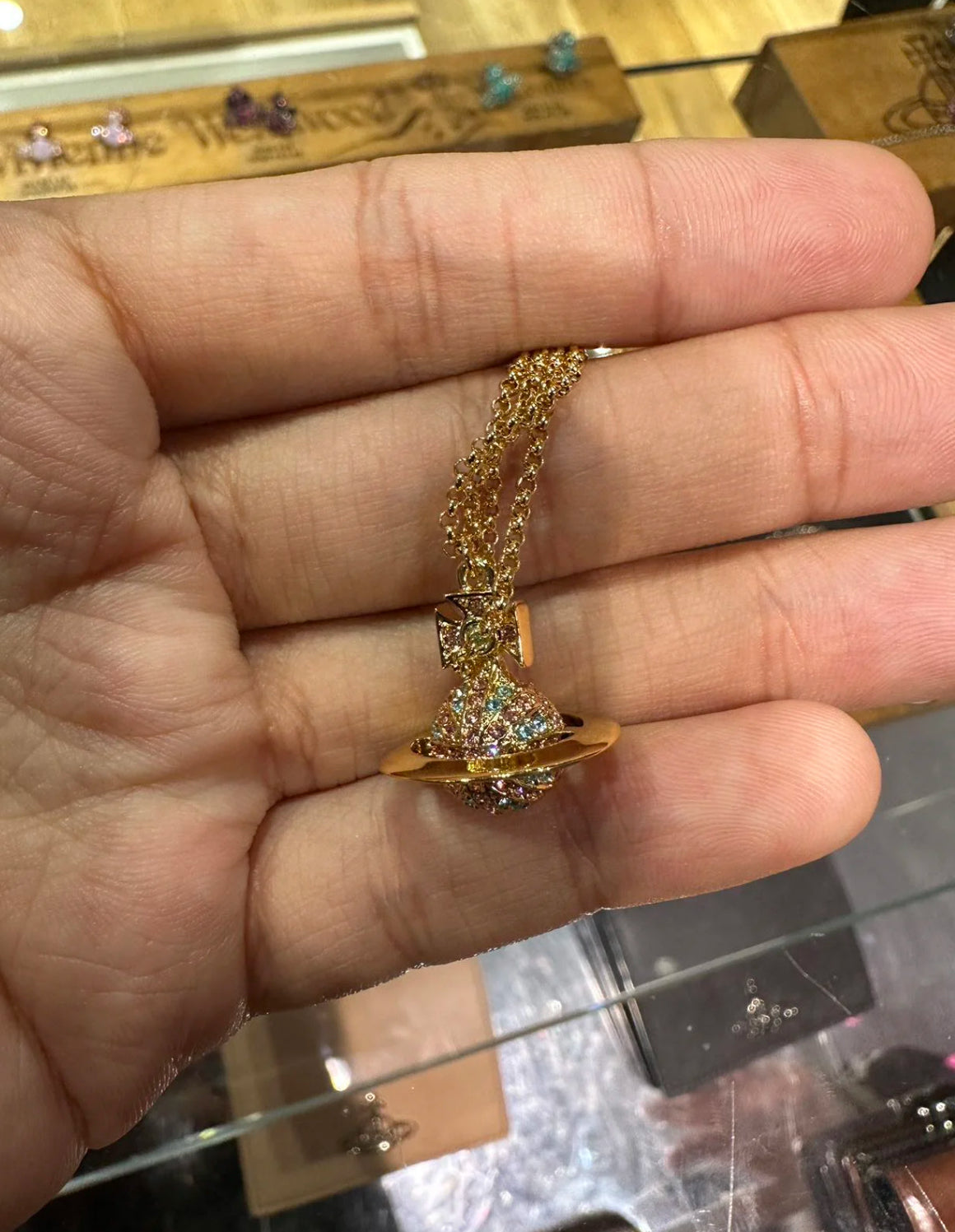 @VW Necklace 立體點鑽土星項鍊/125P83 🔔限時折🉐4540