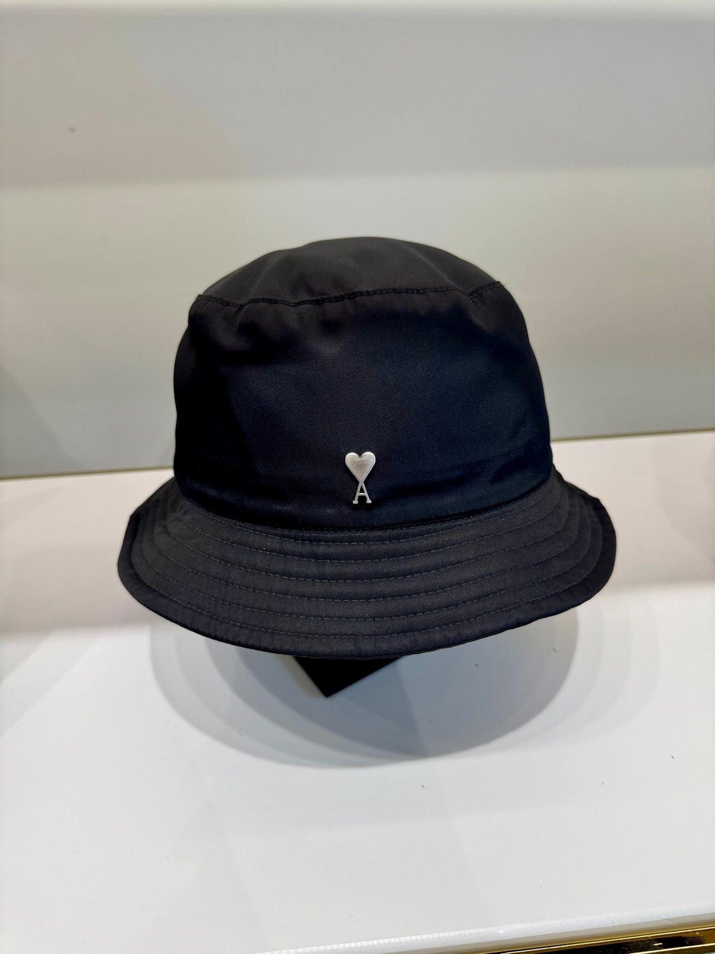 @Ami Outlet Bucket 黑色尼龍漁夫帽