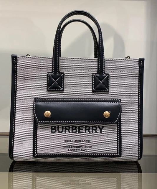 @Burberry Freya Mini 托特包-灰/920P499 🔥折上七折🉐16720