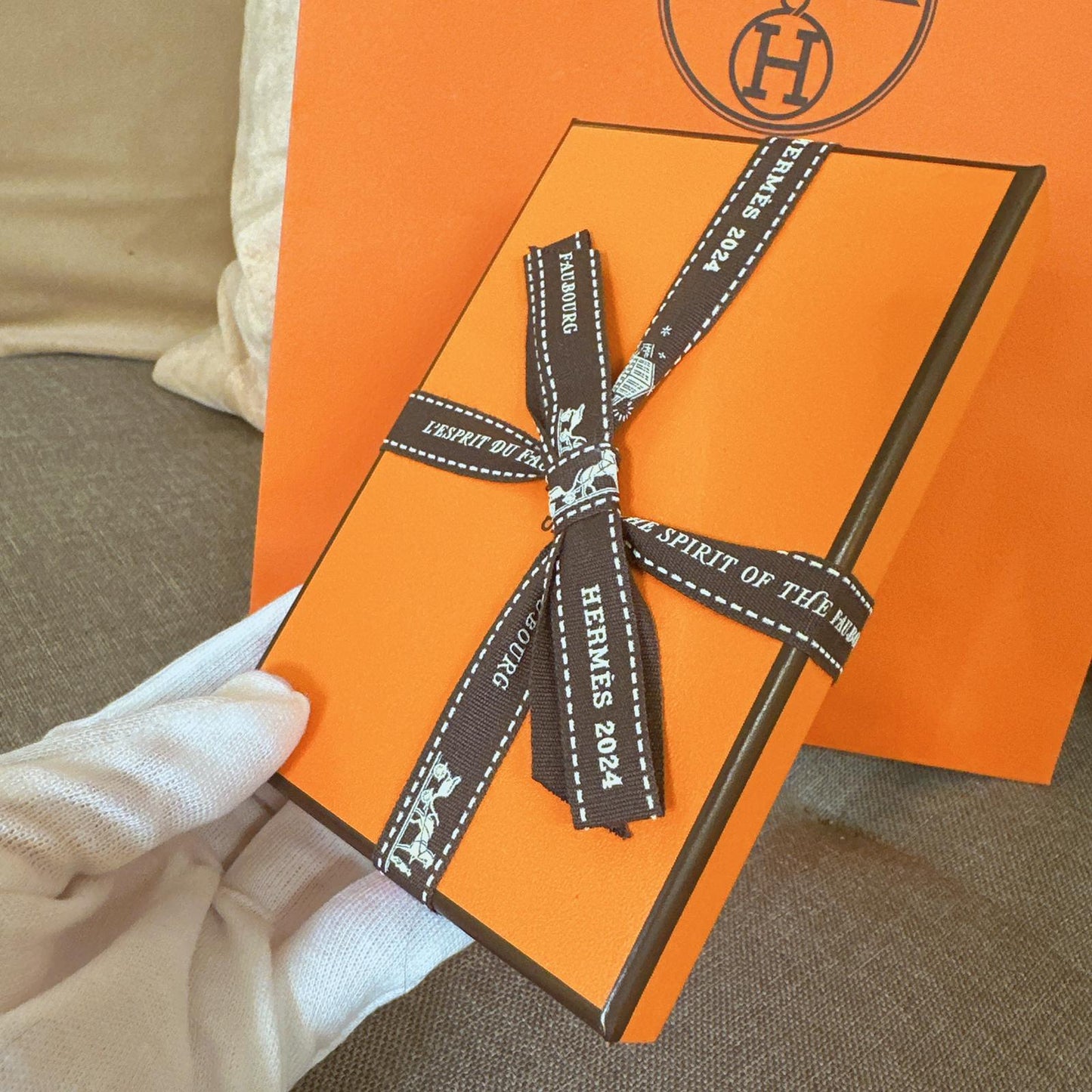 *現貨*Hermes Calvin Duo 金棕卡包 P18900 /T23800