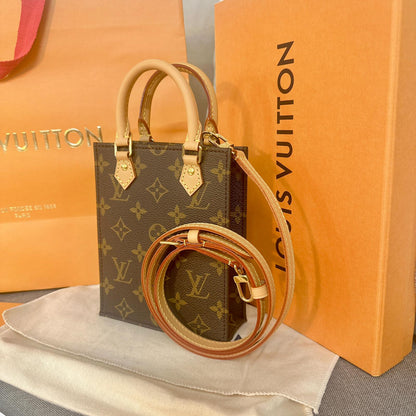 *現貨*LV Petit Sac Plat 小款琴譜包 P39800 /T63500
