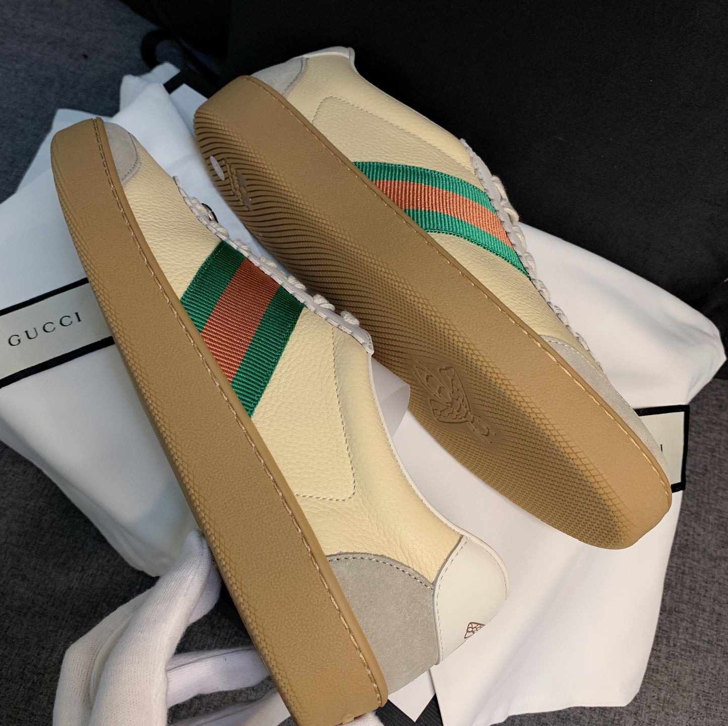 @Gucci▪️Boris Sneaker 牛皮側邊飾帶運動鞋/P290