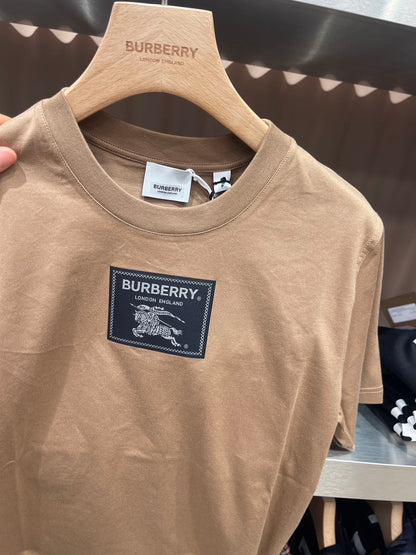 @Burberry Prorsum 戰馬貼布T恤上衣/420P210 🔥折上七折🉐7420