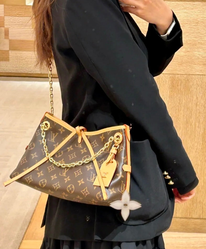 LV CarryAll BB 爆款迷你鍊條包/2110✨🉐87510