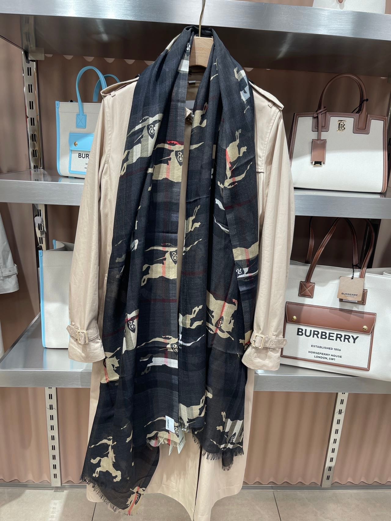 @Burberry Scarf 印花大圍巾/350P245 🔥折上七折🉐9220