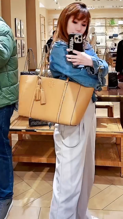 @ToryBurch▪️Thea Tote 經典流蘇大托特包/P389