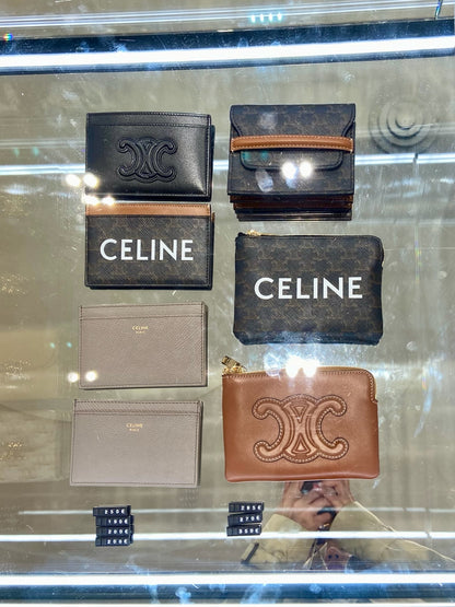 Celine CARD HOLDER 老花印字卡夾/195E200 🉐8000🇪🇺