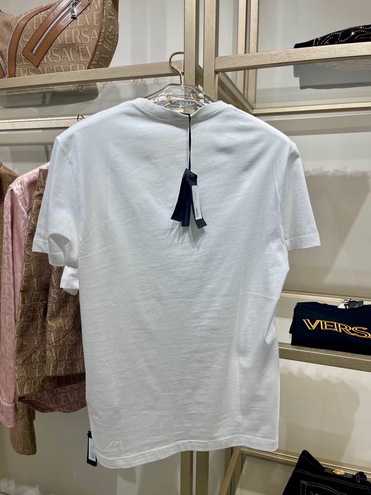 @Versace T 男款T恤上衣/330P105 🔔限時折🉐6230