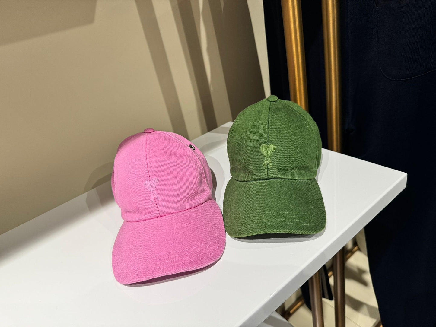 @Ami Hat 品牌刺繡棒球帽/110P80 🔥下殺🉐4400