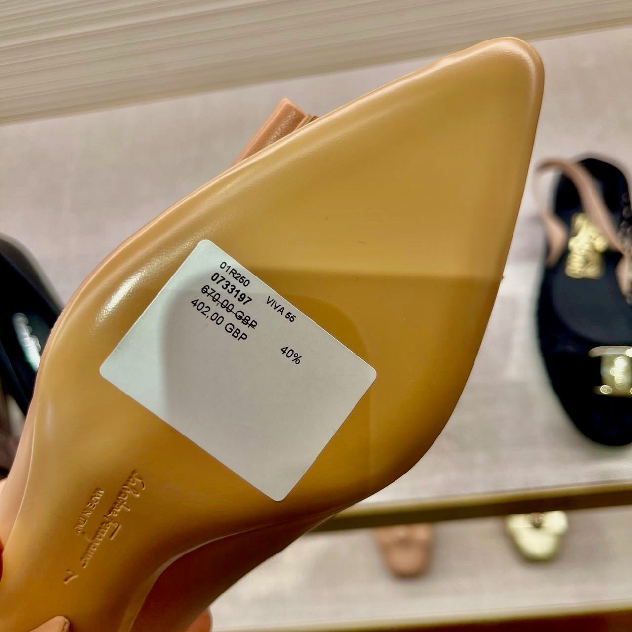 @Ferragamo 女鞋/402 🔔限時折扣 🉐19090