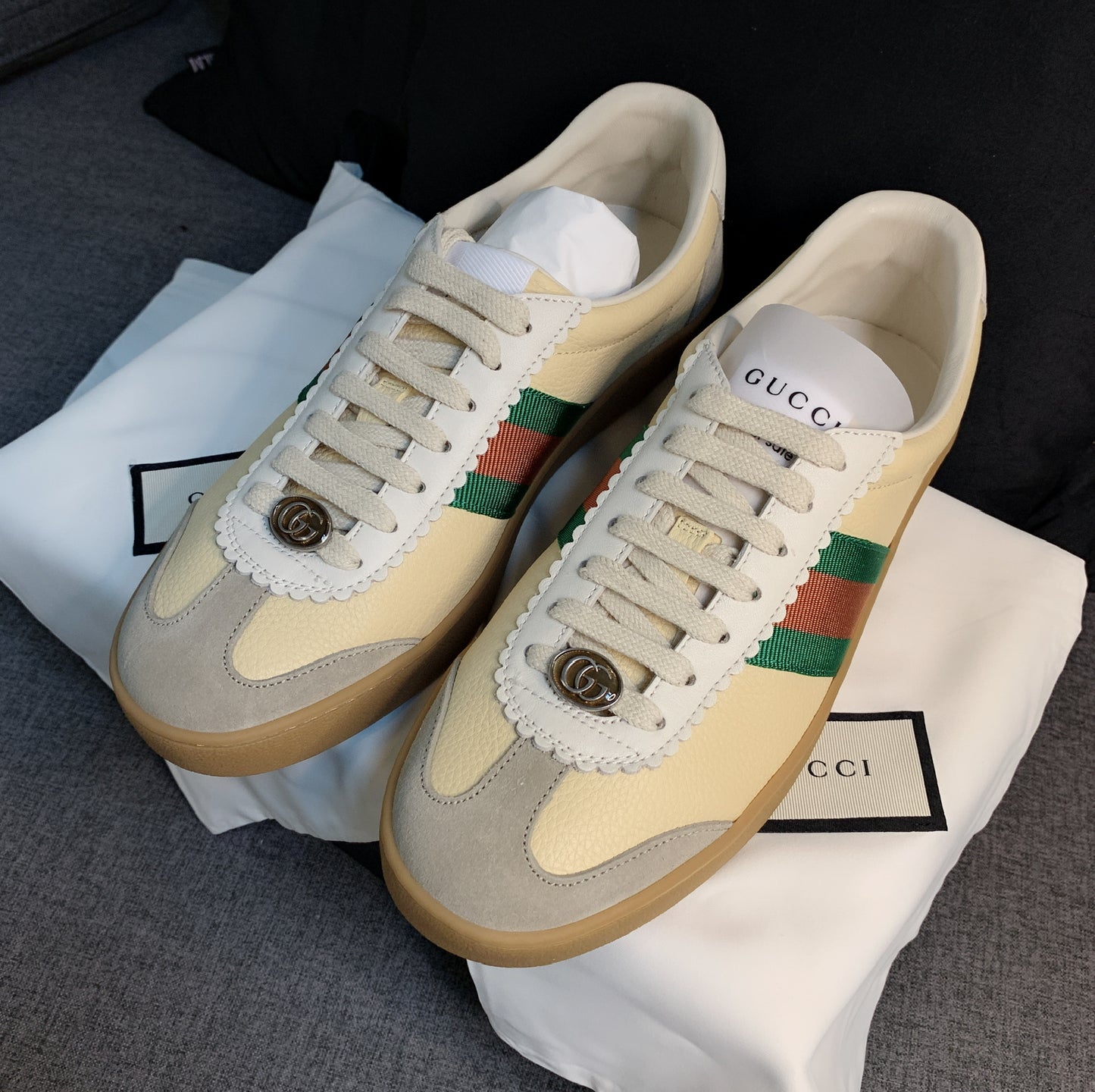 @Gucci▪️Boris Sneaker 牛皮側邊飾帶運動鞋/P290