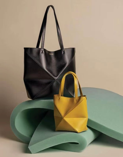 Loewe▪️Puzzle Fold Tote Mini 單色拼圖折疊包/1250H1125 💚折扣🉐46800