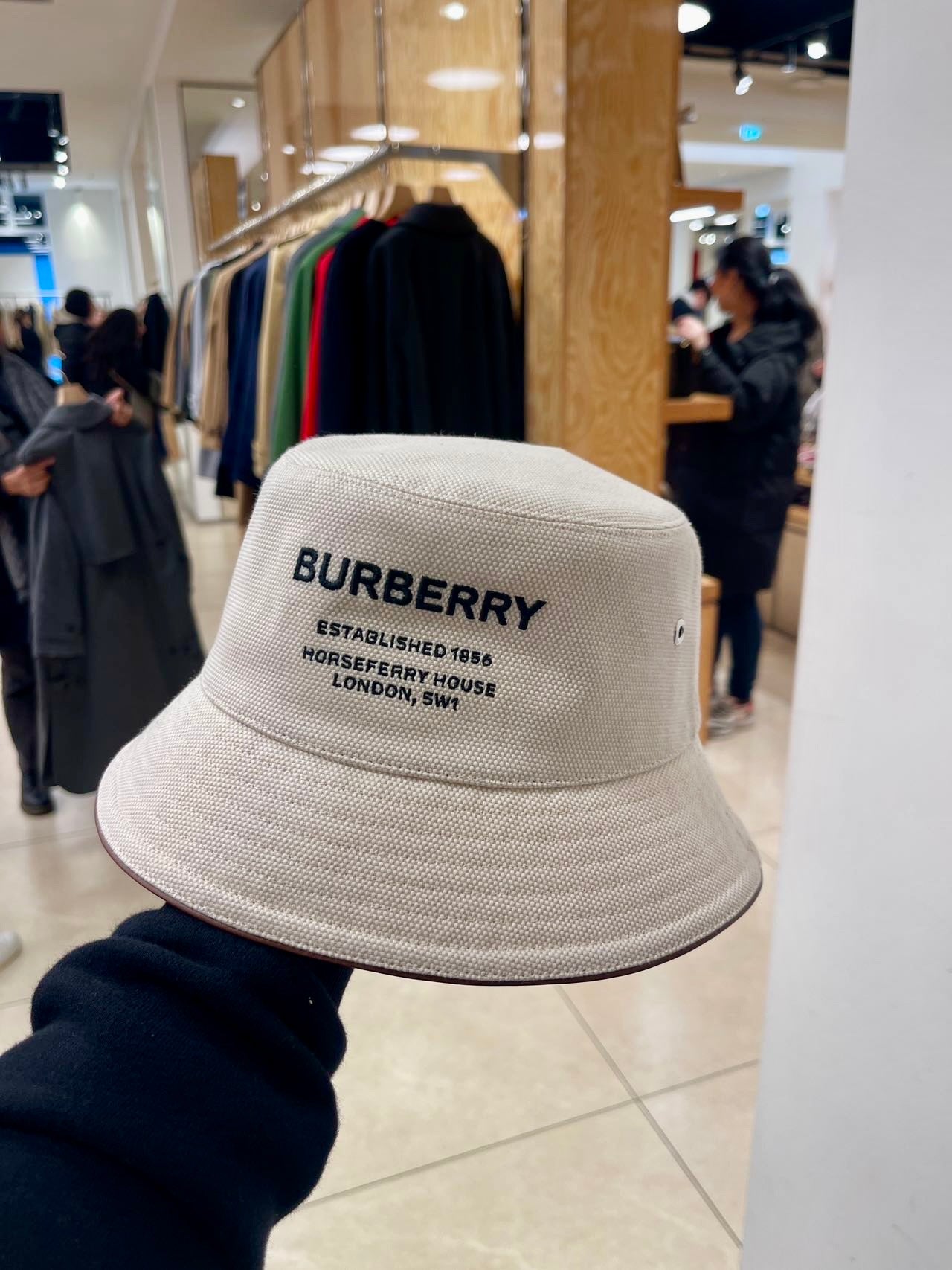 @Burberry 漁夫帽/350P245 🔥折上六折🉐8120