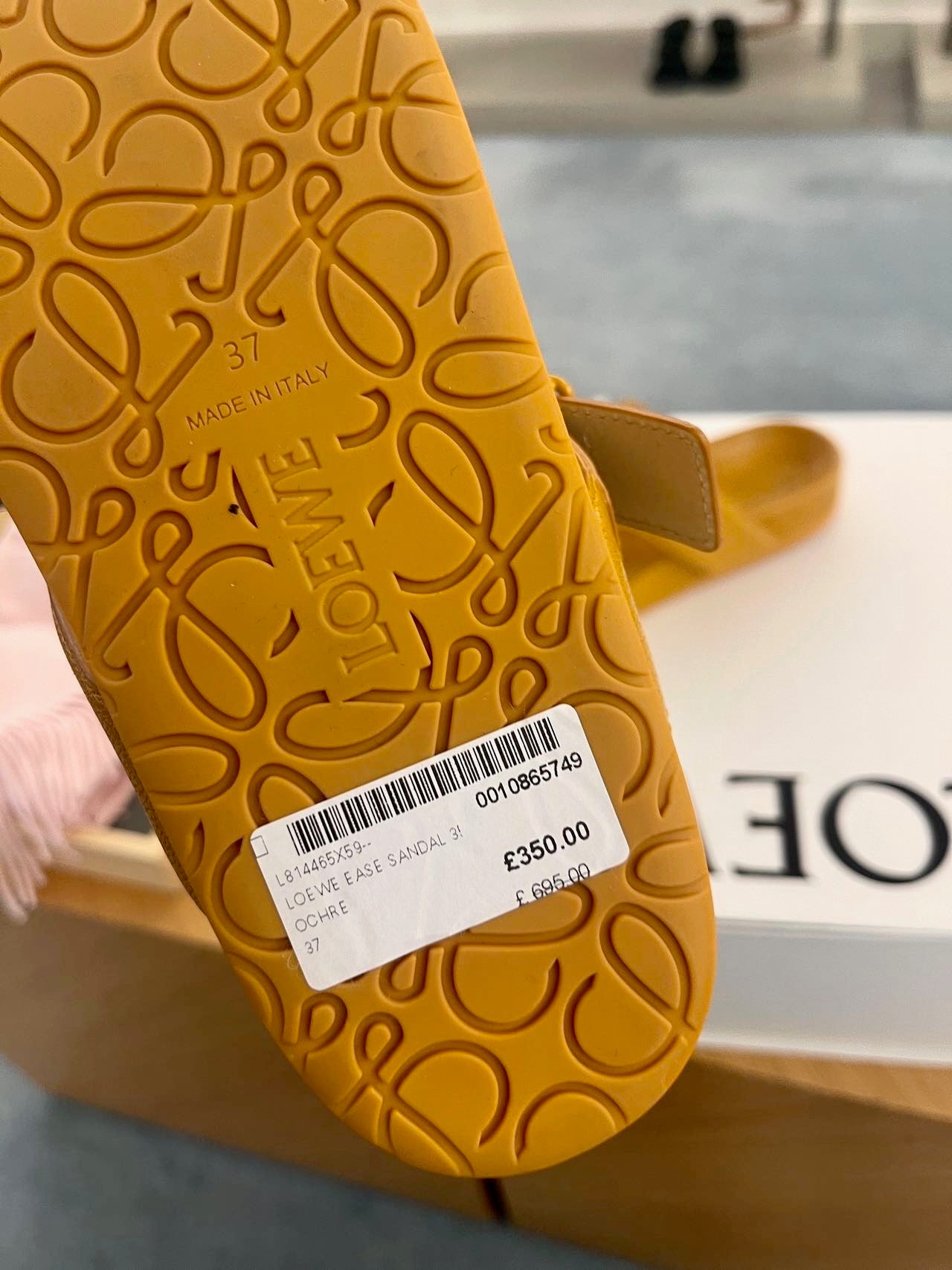 @Lowew Slippers 夾腳拖/695P350 🔔限時折🉐16750