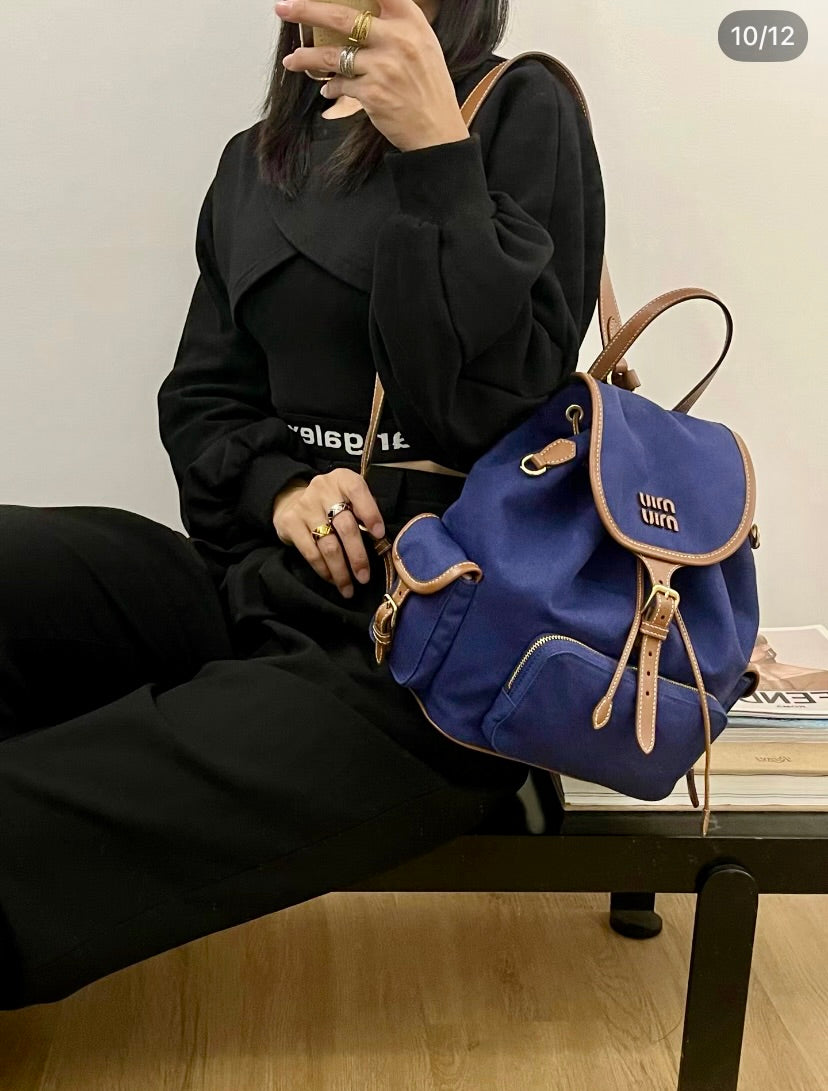 MiuMiu Canvas Backpack 帆布後背包/E1900 🉐69400🇪🇺