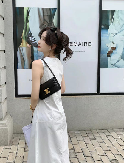 Celine▪️Shoulder Claude 亮面牛皮肩背包/2150E2350 🉐83250🇪🇺