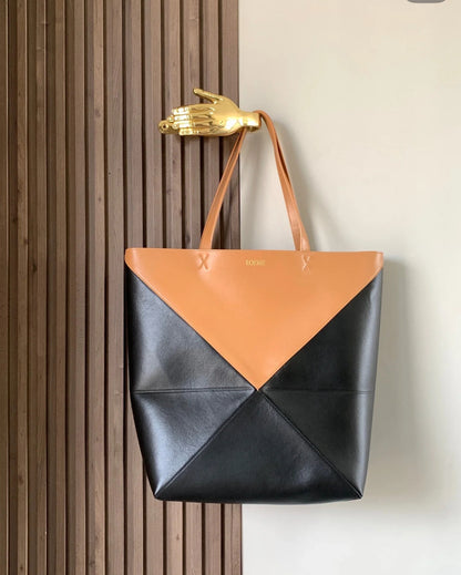 Loewe▪️Puzzle Fold Tote Mini 拼色拼圖折疊包-米白/1350SF1200 ㊙️折扣🉐49000💰