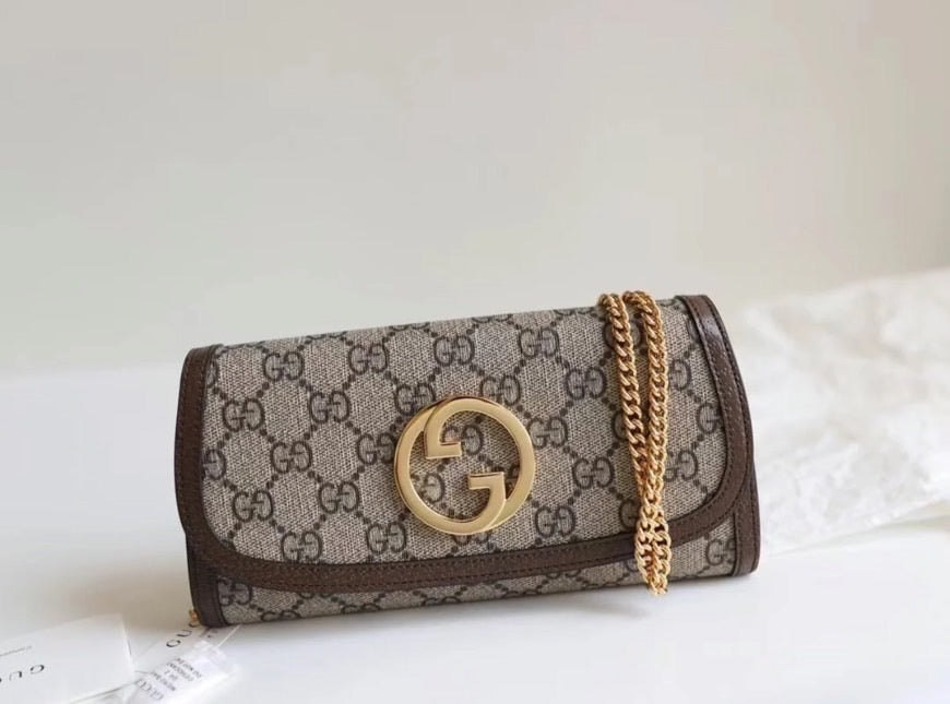 Gucci Blondie Continental 棕老花WOC鏈包/820 🉐33800