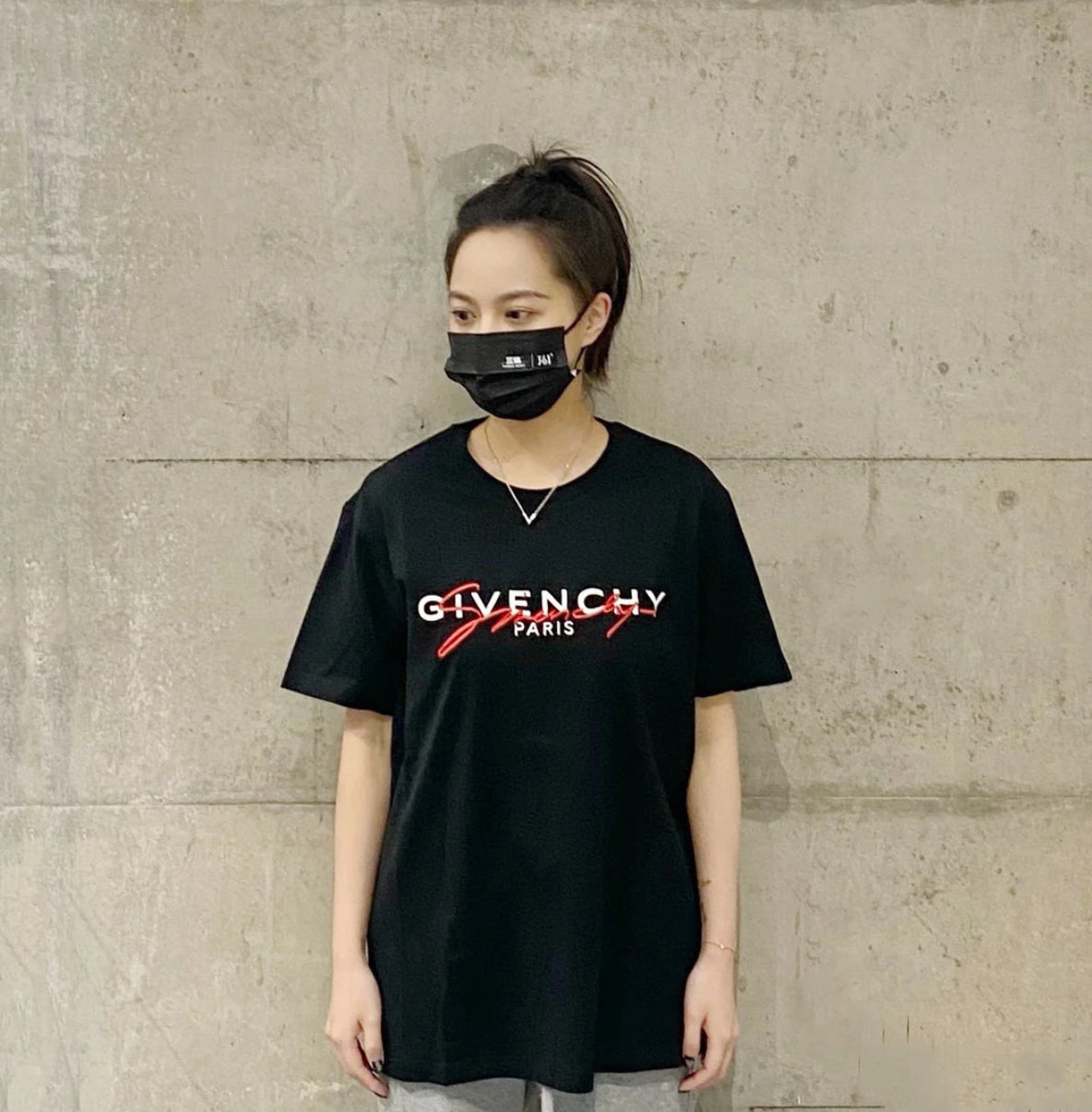 @Givenchy T 品牌Logo黑T恤/430P280 🔔限時折🉐13400