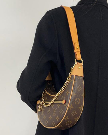 LV Loop Bag 豌豆月牙包/1790E1950  🉐69250🇪🇺