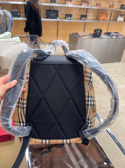 @Burberry Rucksack L 大款後背包/990P680 🔥折上六折🉐19360