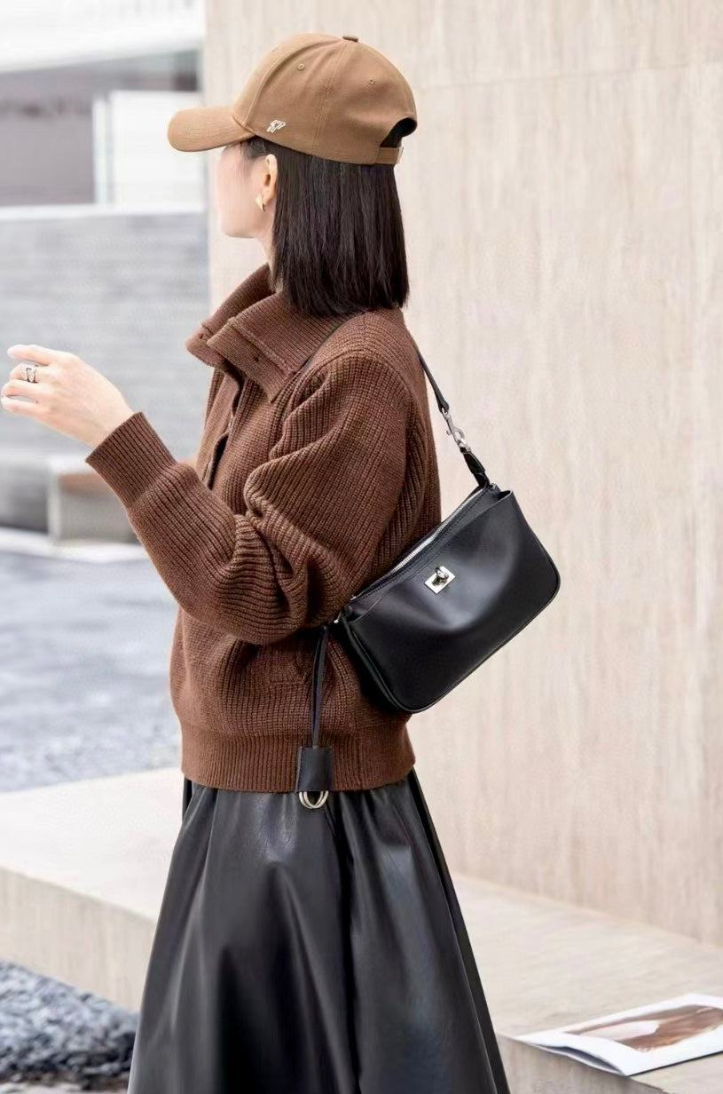 Balenciaga巴黎世家 Rodeo Sling Pochette 腋下包/E1390 🉐49500🇪🇺