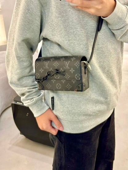 LV Steamer Wearable 男款盒子包/1500✨🉐64000