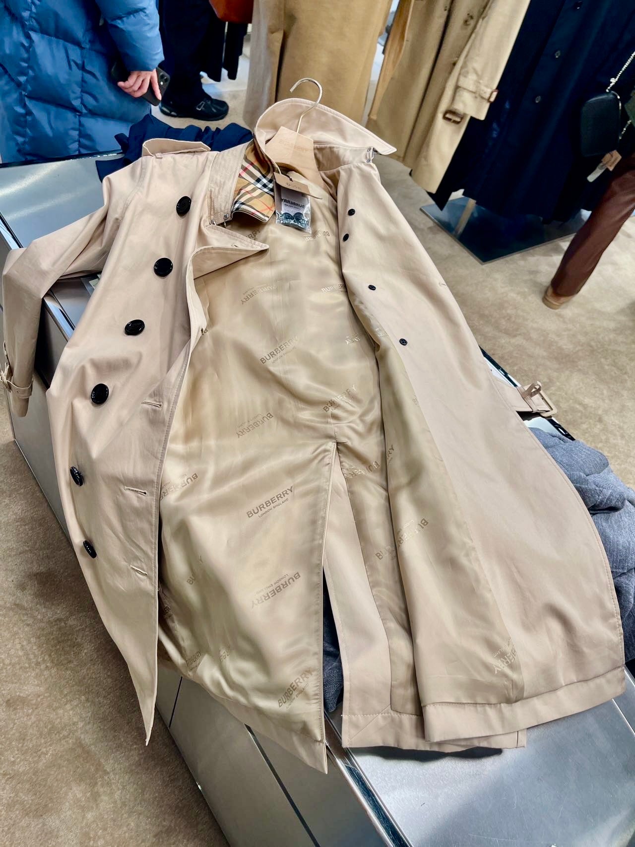 @Burberry Egremont 長版風衣/1550P1090 🔥折上六折🉐30430