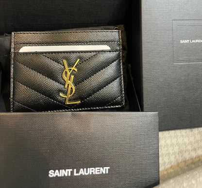 YSL Cassandre Matelasse Cardcase 粒面牛皮卡夾/230E250 🉐9750🇪🇺