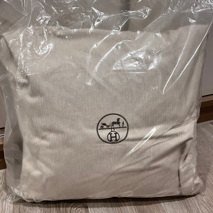 Hermes Avalon Pillow 愛馬仕抱枕