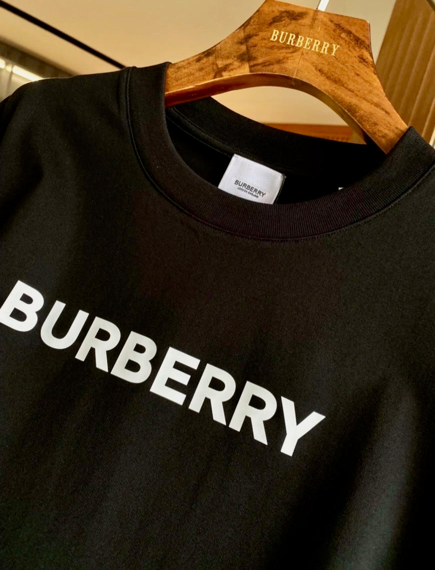 Burberry Logo 男生款T恤上衣/390C259㊙️折扣🉐10880💰