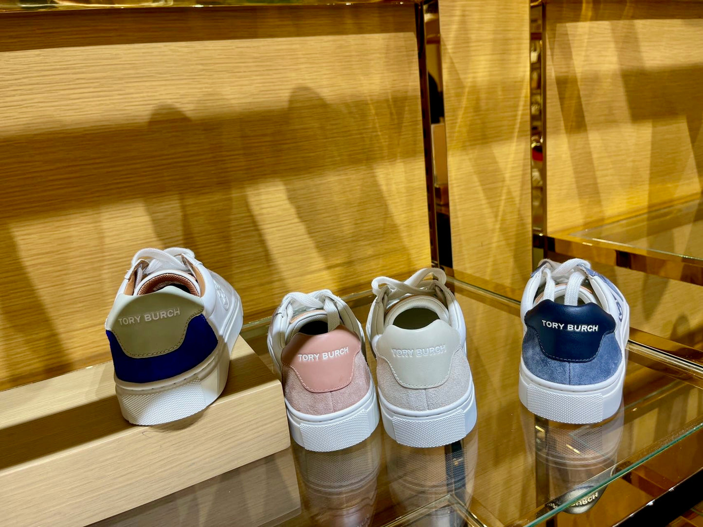 @Tory Burch Sneakers 品牌球鞋/250P159 🔥折上八折🉐6520