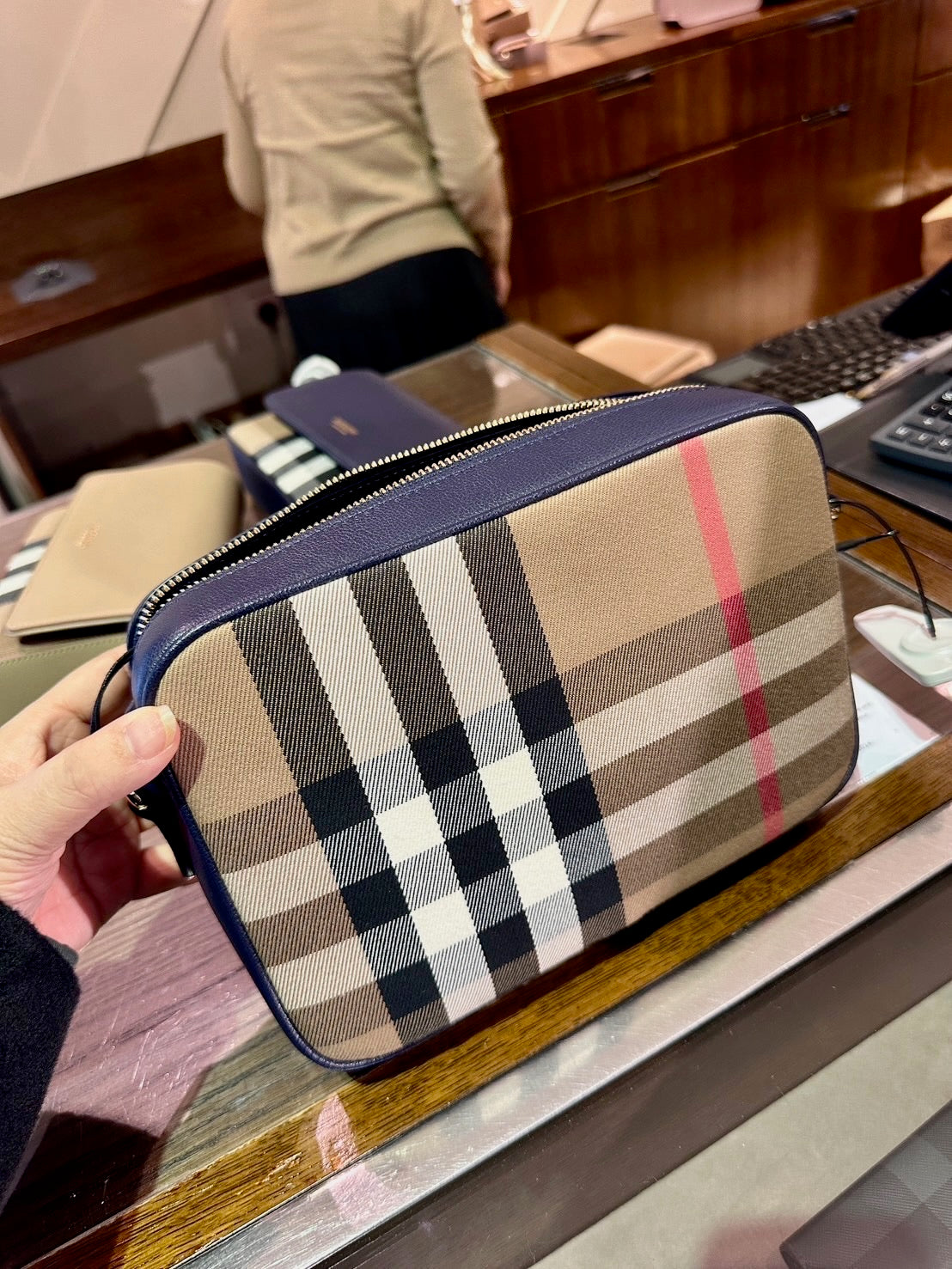 @Burberry Camera Bag 格紋相機包 🔥下殺🉐27980🏷