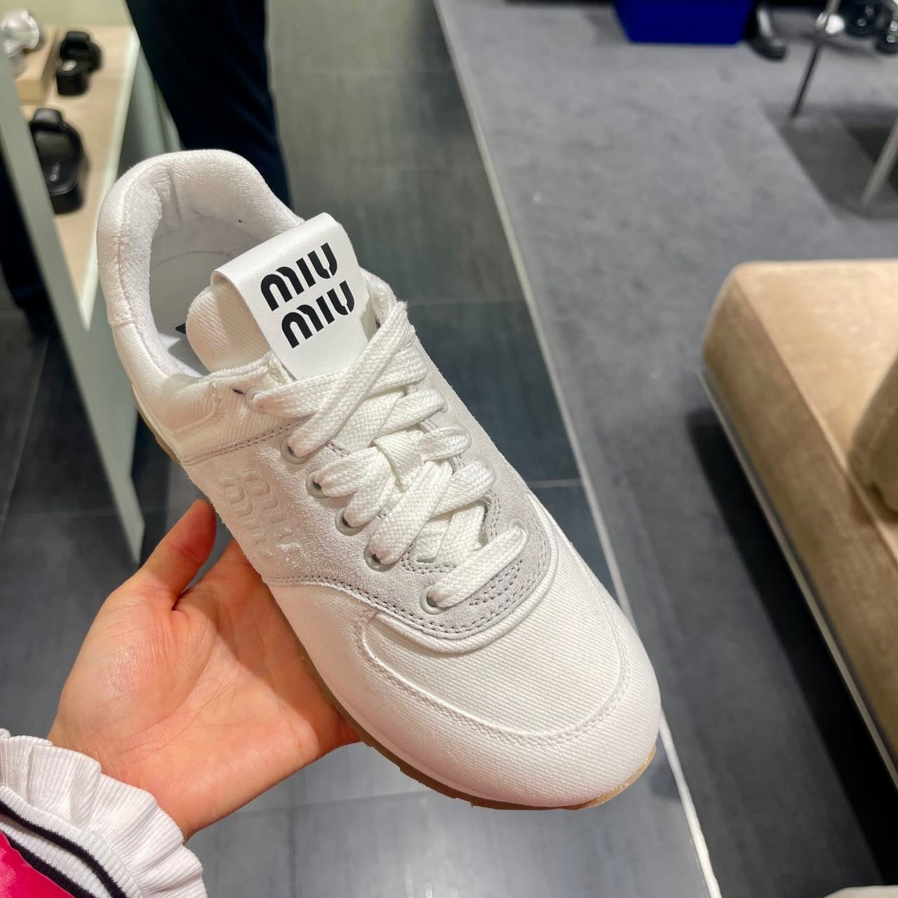 @MiuMiu Sneakers 女款球鞋/700P350 🔔限時折🉐16750