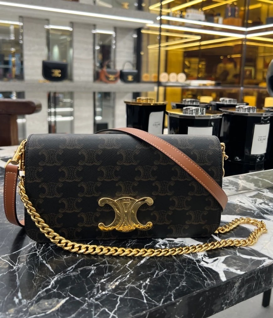 Celine Multipochette 二合一鏈條包/1550E1600 🉐57000🇪🇺