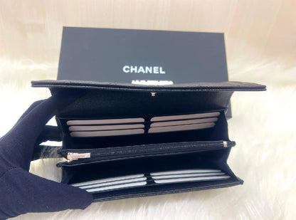 CHANEL 19 翻蓋長夾 🉐49980 🏷️