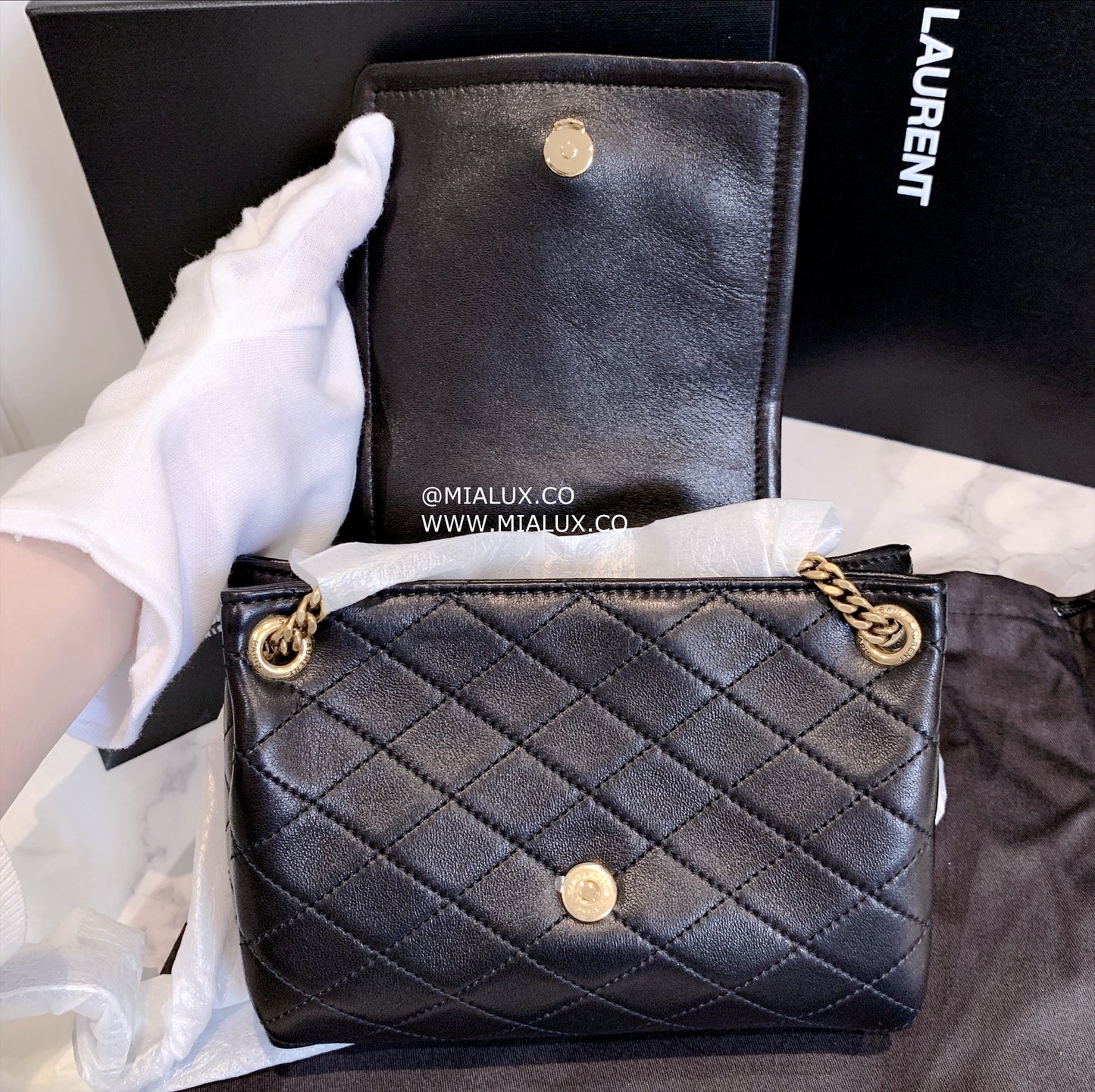 YSL Nolita Mini 水餃包/1110E1190 🉐39980🏷️