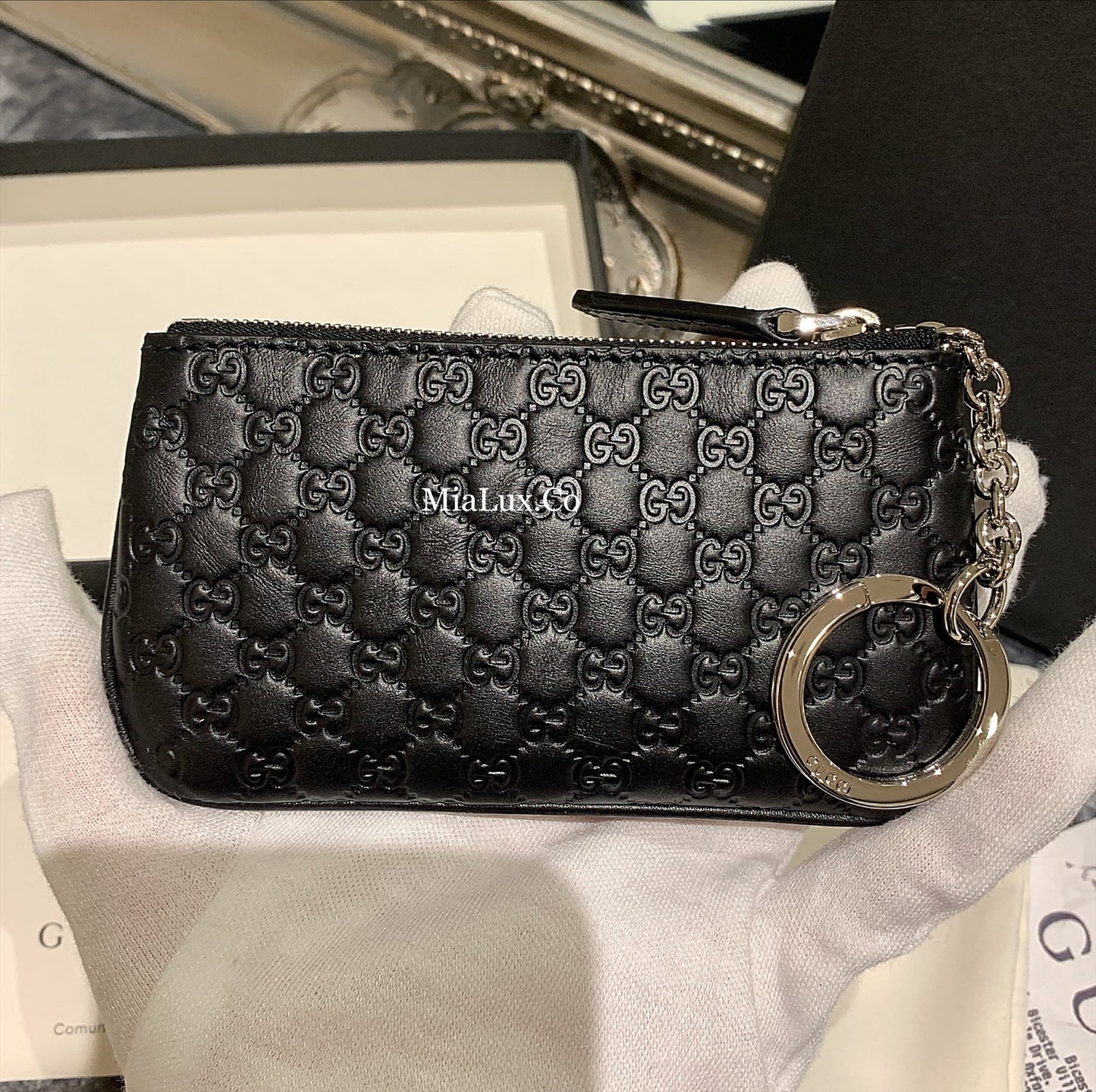 @Gucci Embossed Key Pouch 壓紋圓型扣鑰匙錢包/P145