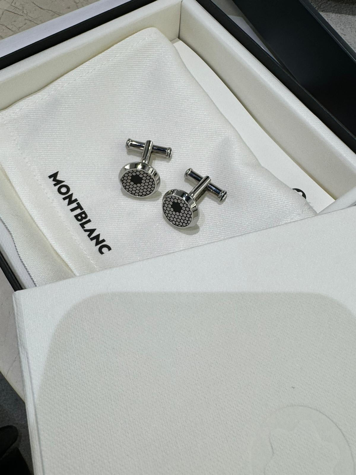 @Montblac Cuff Links 圓形袖扣/300P75 🔔限時折🉐4180