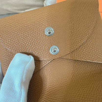 *現貨*Hermes Calvin Duo 金棕卡包 P18900 /T23800
