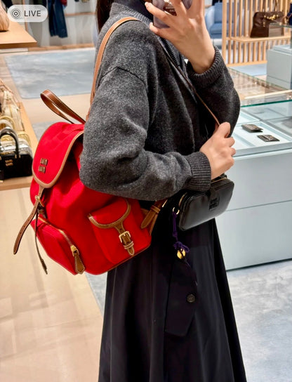 MiuMiu Canvas Backpack 帆布後背包/E1900 🉐69400🇪🇺