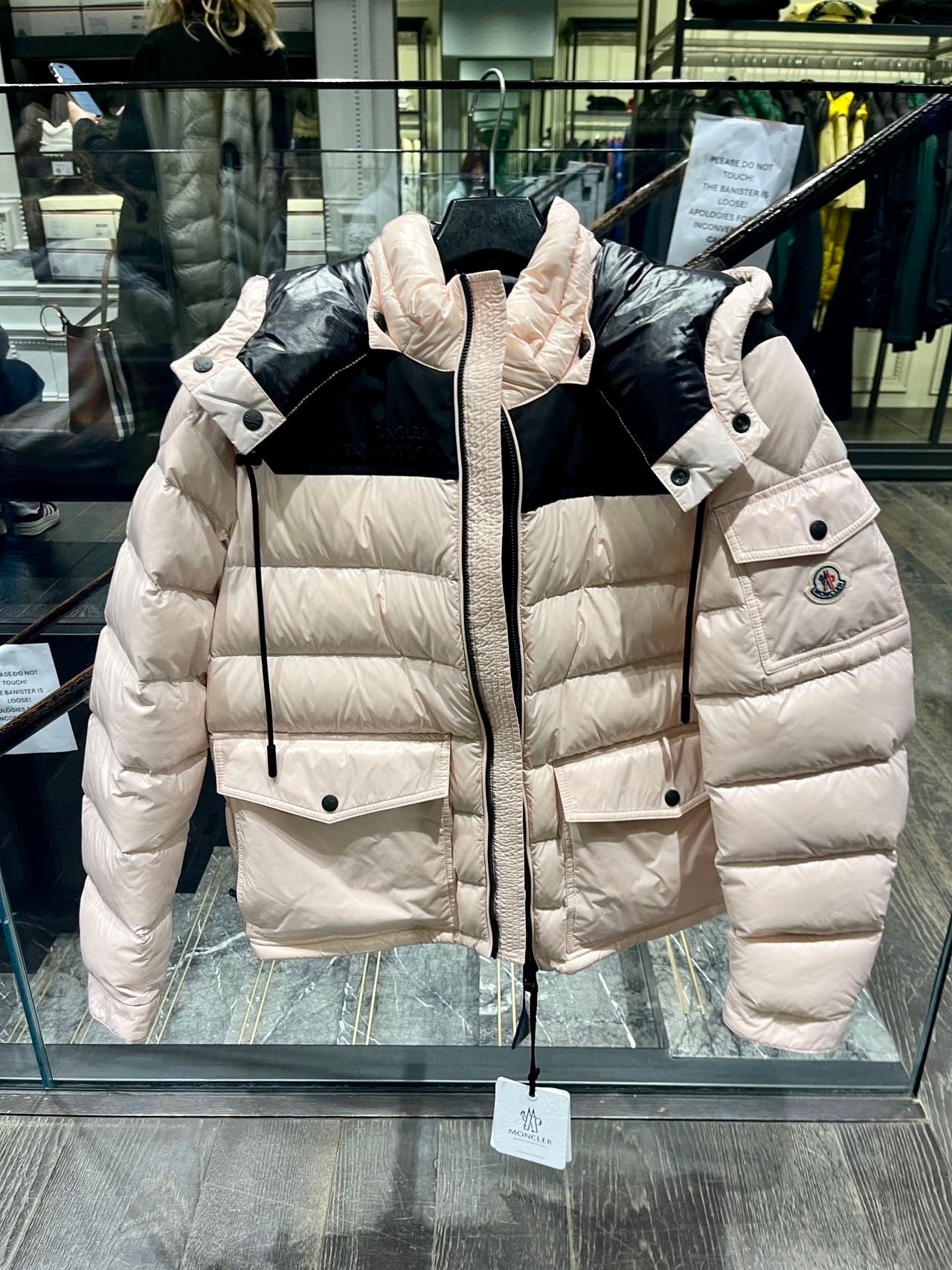 @Moncler coat 羽絨外套/1250P838 🔔限時折🉐38710