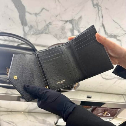 YSL Cassandre Matelasse Trifold 粒面牛皮三摺短夾/460E500 🉐19000🇪🇺